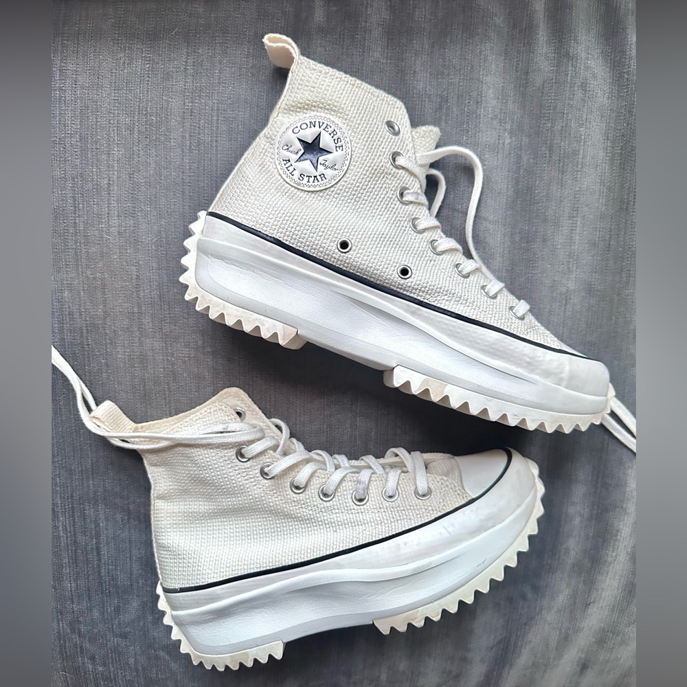Converse Run Star Hike